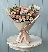 Букет цветов из:  Розы и Лизиантусы в Межозёрном