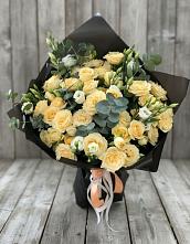 Букет цветов из:  Розы и Лизиантусы в Межозёрном