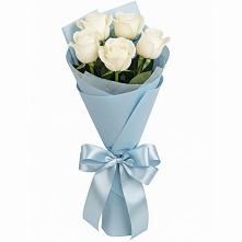 Букет 5 Белых роз Проуд в Межозёрном