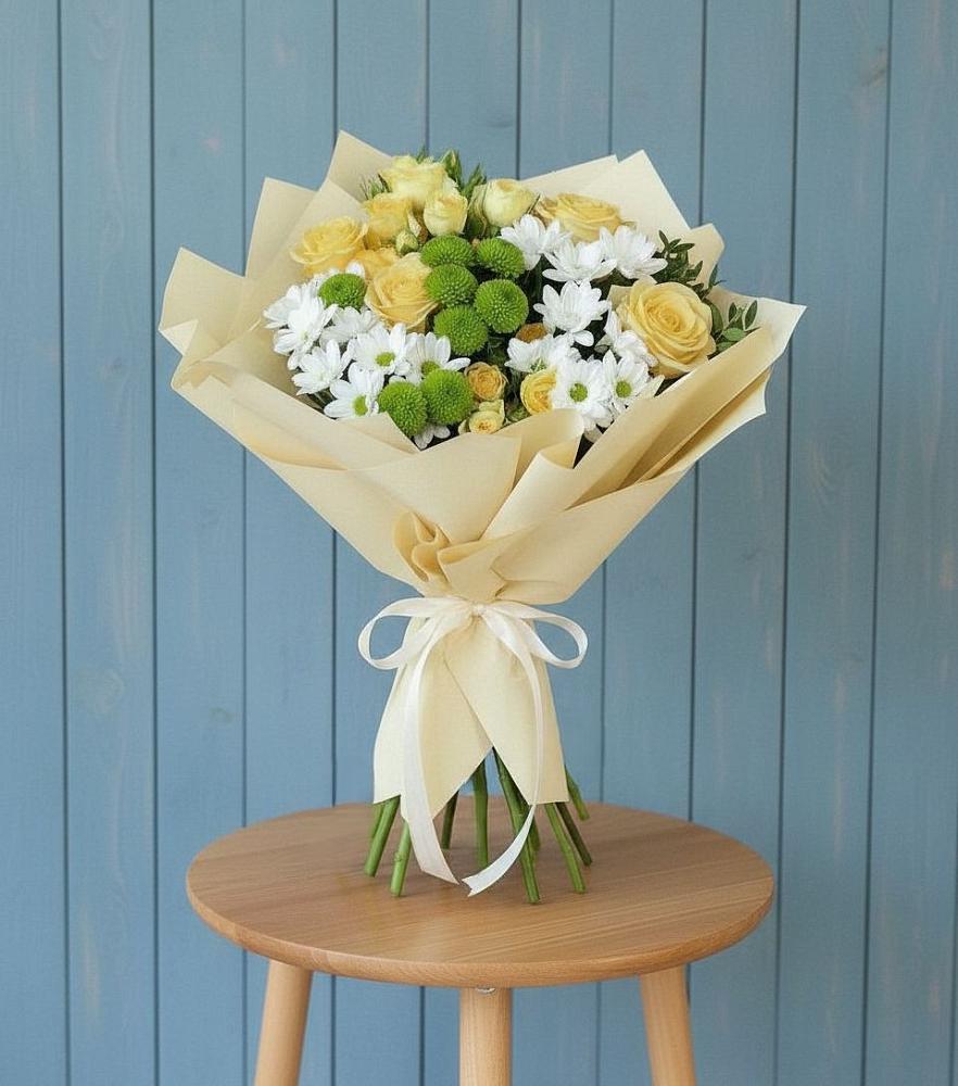 Букет цветов из: Хризантемы и Розы в Межозёрном