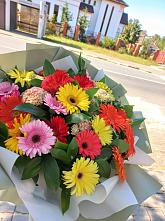Букет цветов из:  Герберы #REPLACE_PRED# Межозёрном