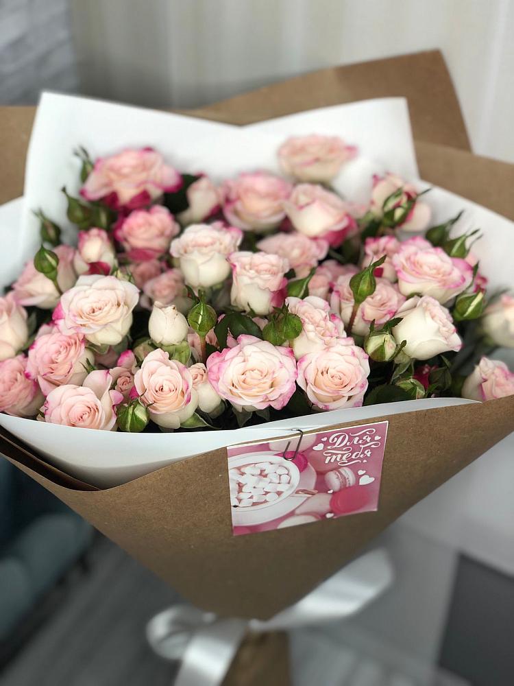 Букет цветов из: Розы в Межозёрном