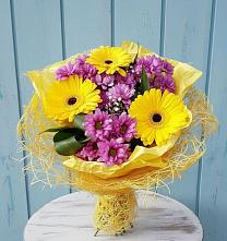 Букет цветов из:  Хризантемы и Герберы в Межозёрном