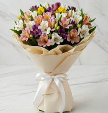 Букет цветов из:  Альстромерии в Межозёрном