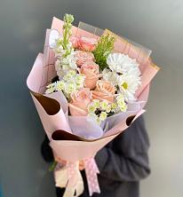 Букет цветов из:  Хризантемы и Розы в Межозёрном