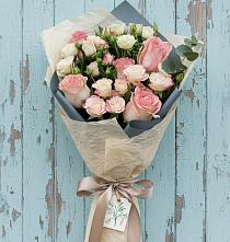 Букет цветов из:  Розы #REPLACE_PRED# Межозёрном