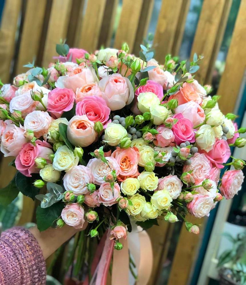 Букет цветов из: Розы в Межозёрном