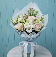 Букет цветов из:  Розы и Лизиантусы в Межозёрном