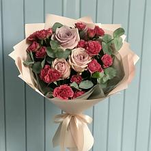 Букет цветов из:  Гвоздики и Розы #REPLACE_PRED# Межозёрном