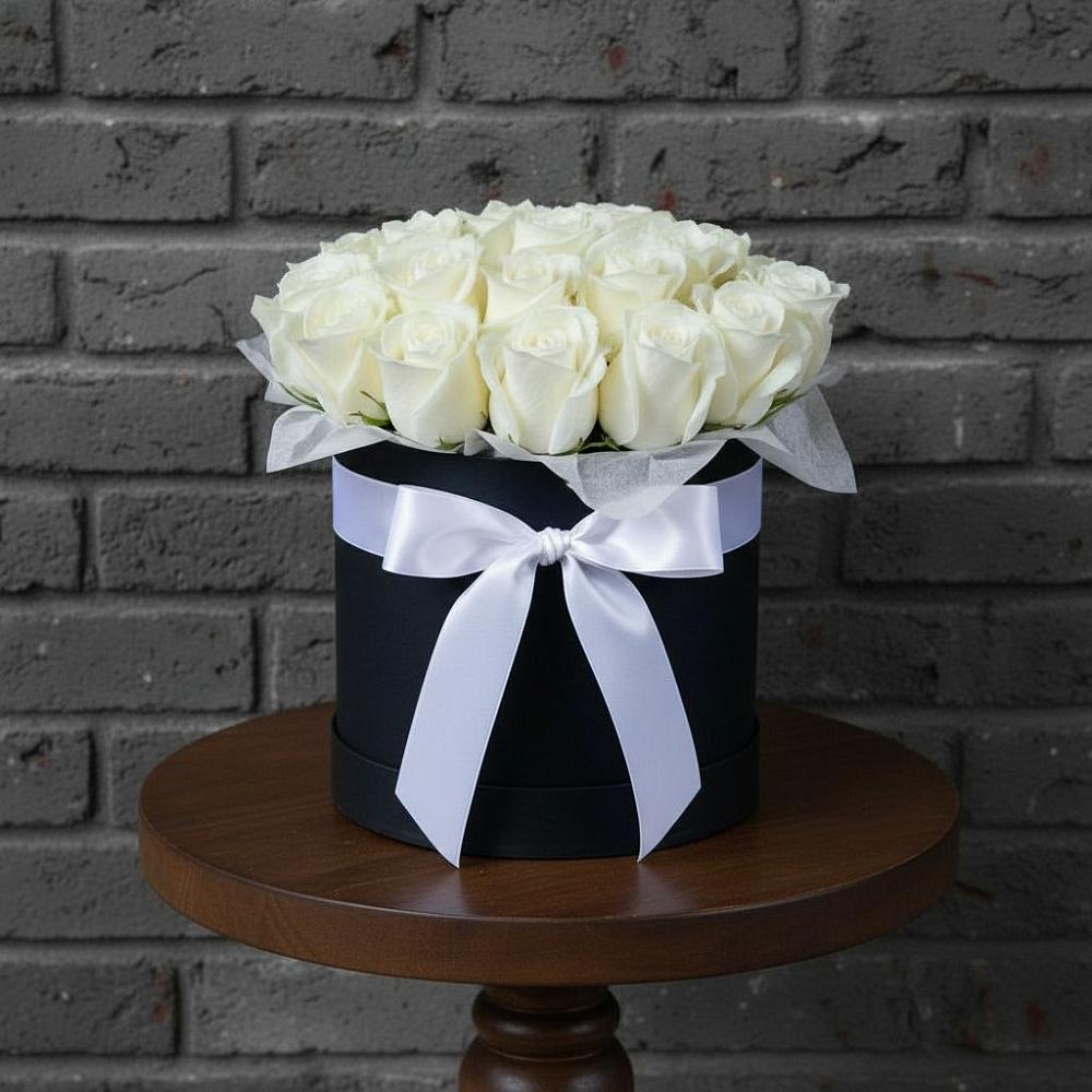 Цветочная композиция из Розы в шляпной коробке в Межозёрном