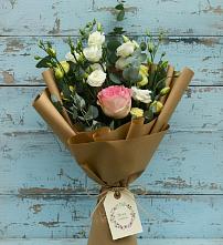 Букет цветов из:  Розы и Лизиантусы в Межозёрном