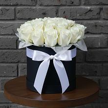 Цветочная композиция из Розы в шляпной коробке в Межозёрном